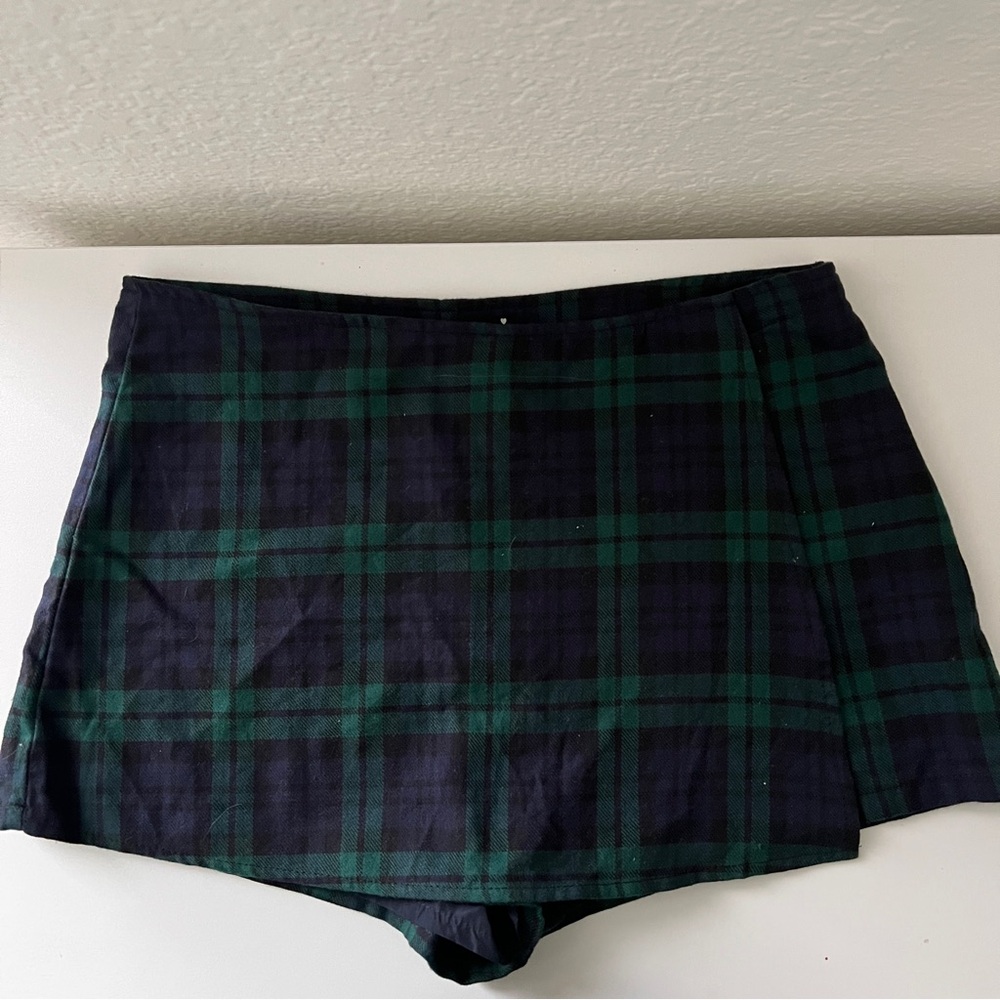 Vintage Forever 21 Green and Black Plaid Skort
